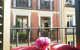 Hostal Bruna Paseo Del Prado